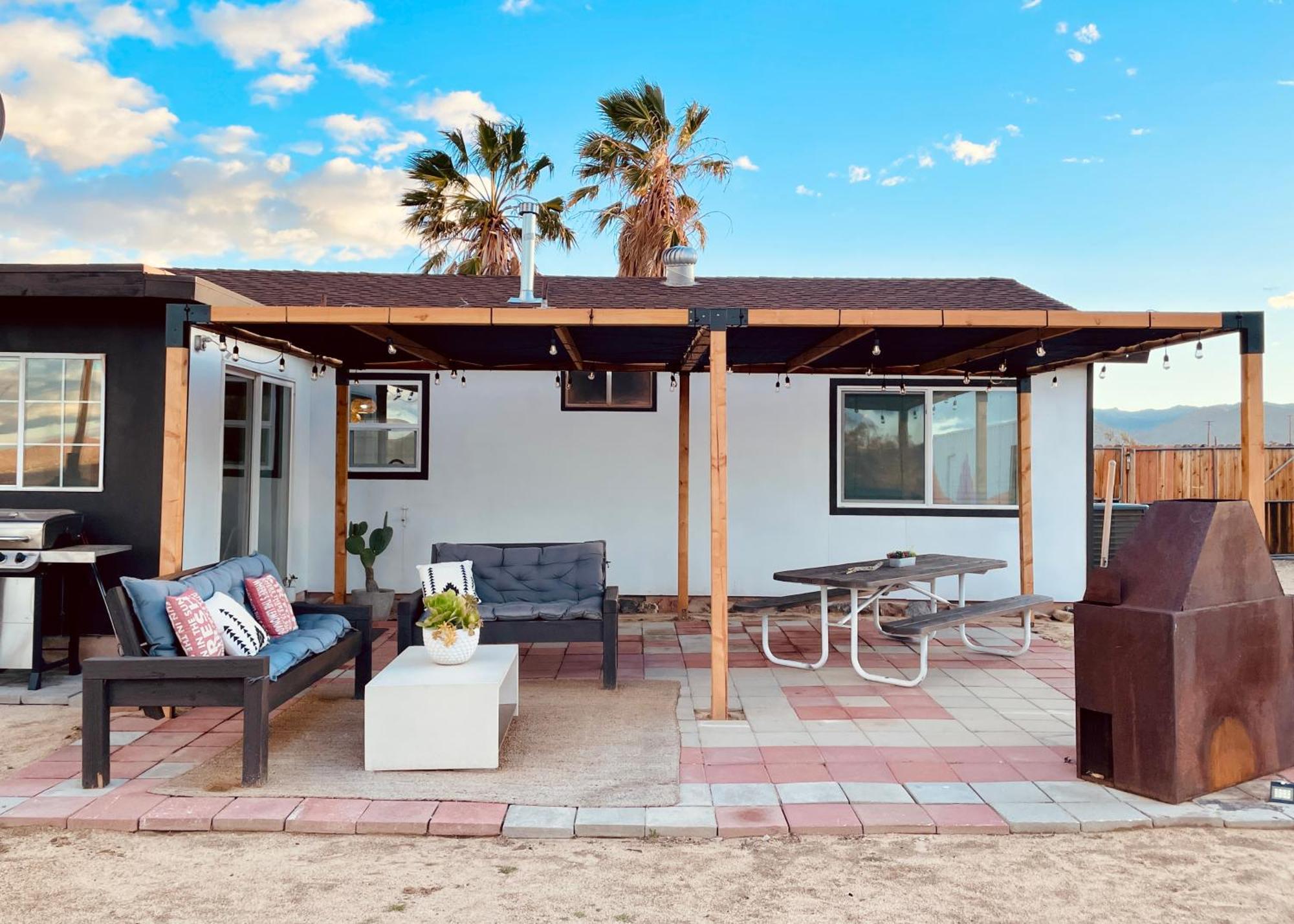 Twin Palms Desert Getaway - Jacuzzi, Fire Pit, Meditation Room & More ジョシュア・ツリー エクステリア 写真